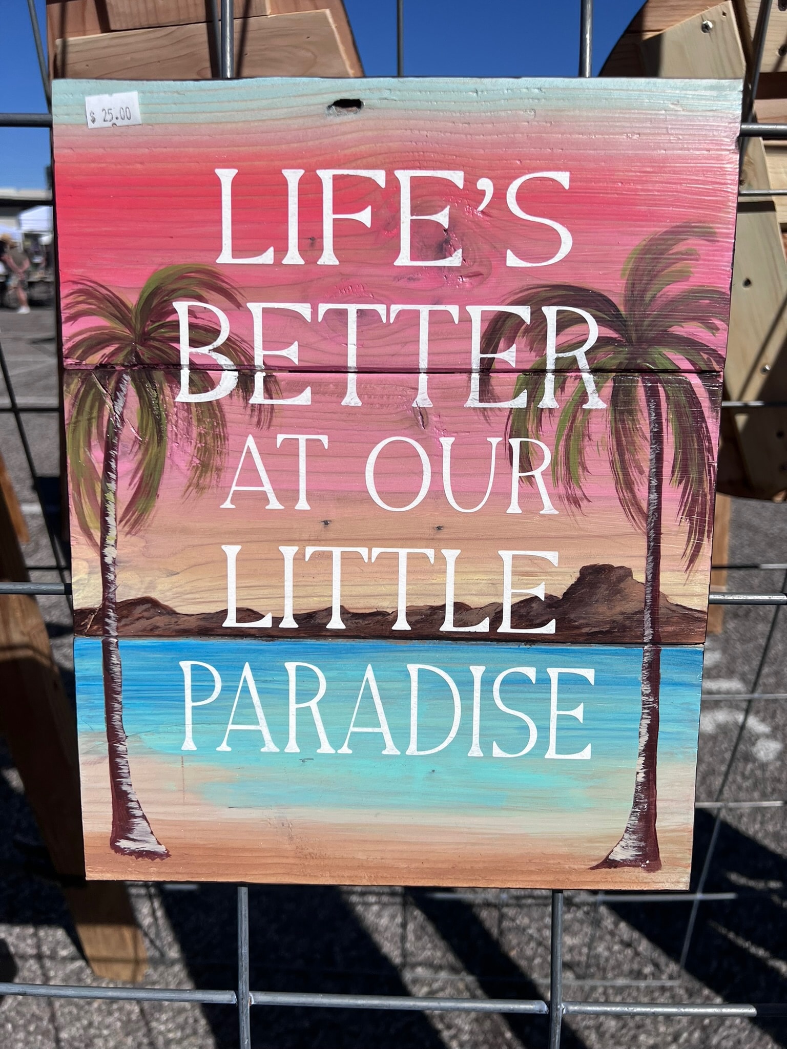 Round Palm Tree Signs
